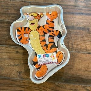 Tiger cake pan Disney wilton baking pan brownie pan
